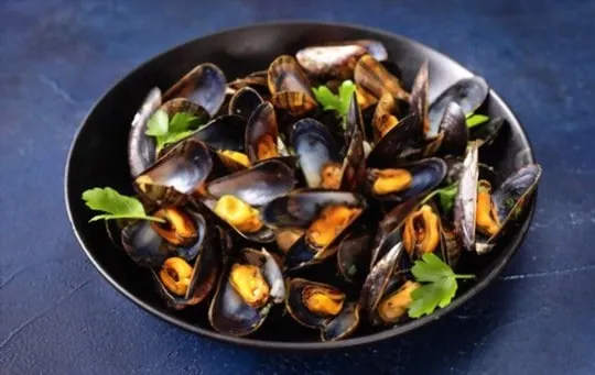 pairs well with mussels