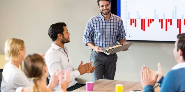 Engaging Presentations and Speakers: Elevating Exhibition Experiences with Expert Exhibition Builders