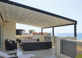 Retractable Roof Awnings