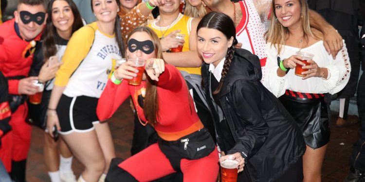 Halloween Bar Crawl Kickoff
