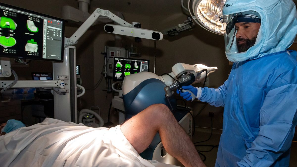 Exploring The Benefits Of Mako Robotic Assisted Knee Replacement