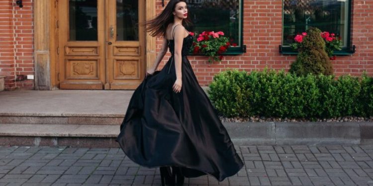 long black dress