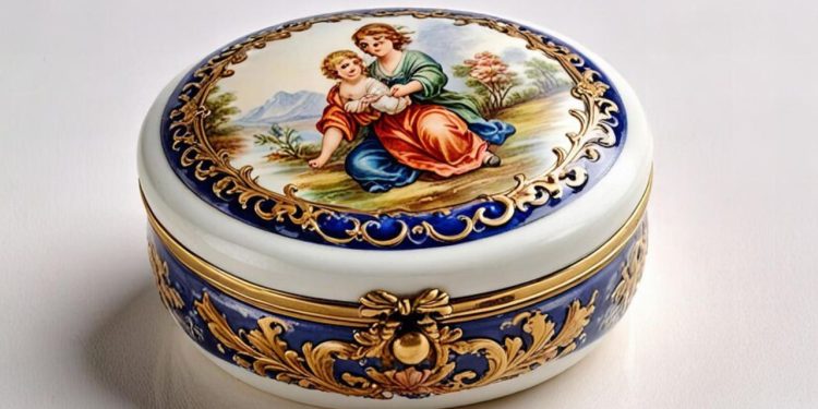 Round tiffany porcelain hinged lidded trinket box france limoges