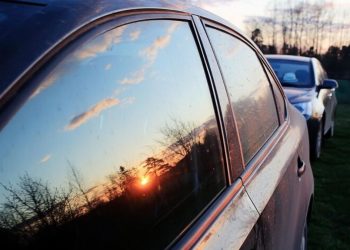 Is 205 Tinted Window Darker or 355