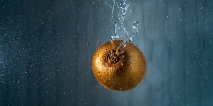 T.P.B. Water v Bronze Posnet