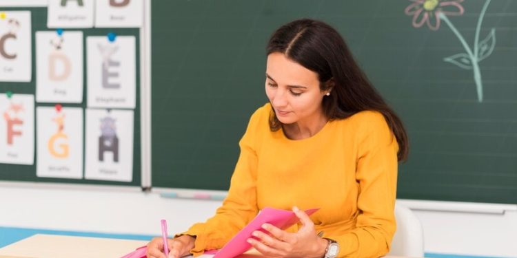 WhenYourTeacherAssigns520PageReadings com